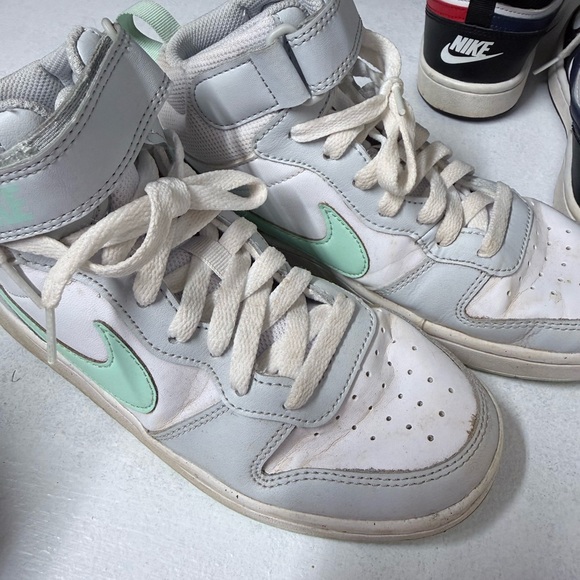 Nike High-Top Sneakers with Light Green and White - Picture 1 of 3